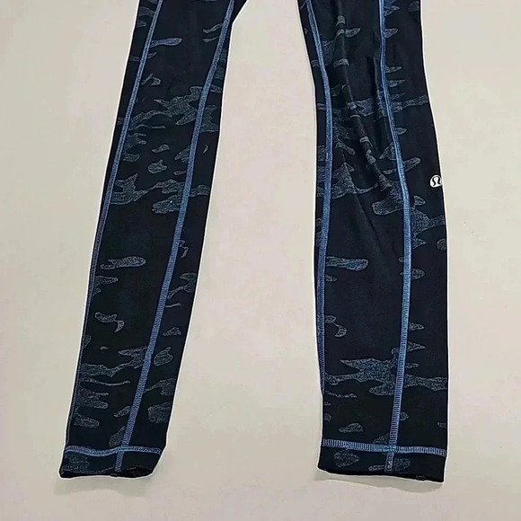 Lululemon Full length Leggings - Picture 4 of 9